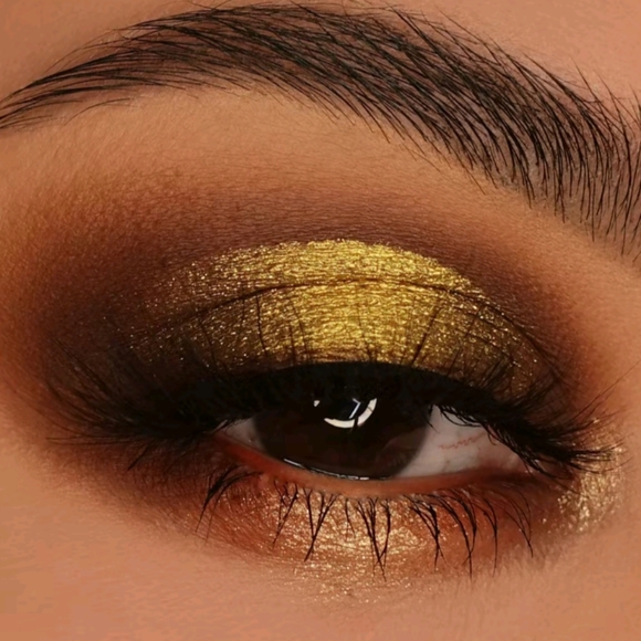 Jeffree Star GOLD BLOODED PALETTE - Picture 5 of 13
